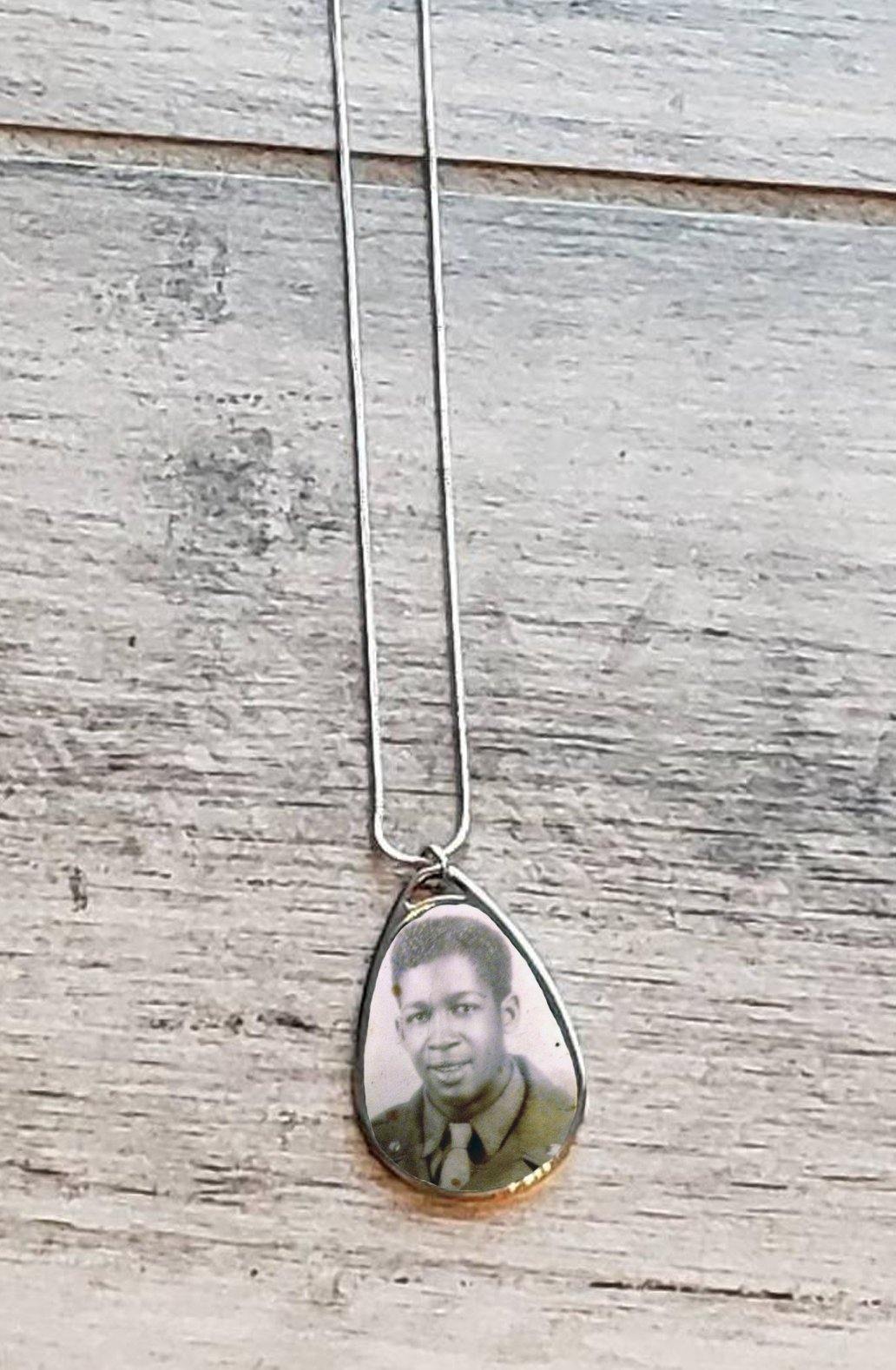 Tear Drop Photo Necklace - Family First Designs LLC